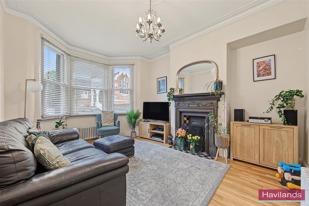 Property photo 2 of 21 50 St. Marks Road, Enfield En1 1Be-With Watermark-