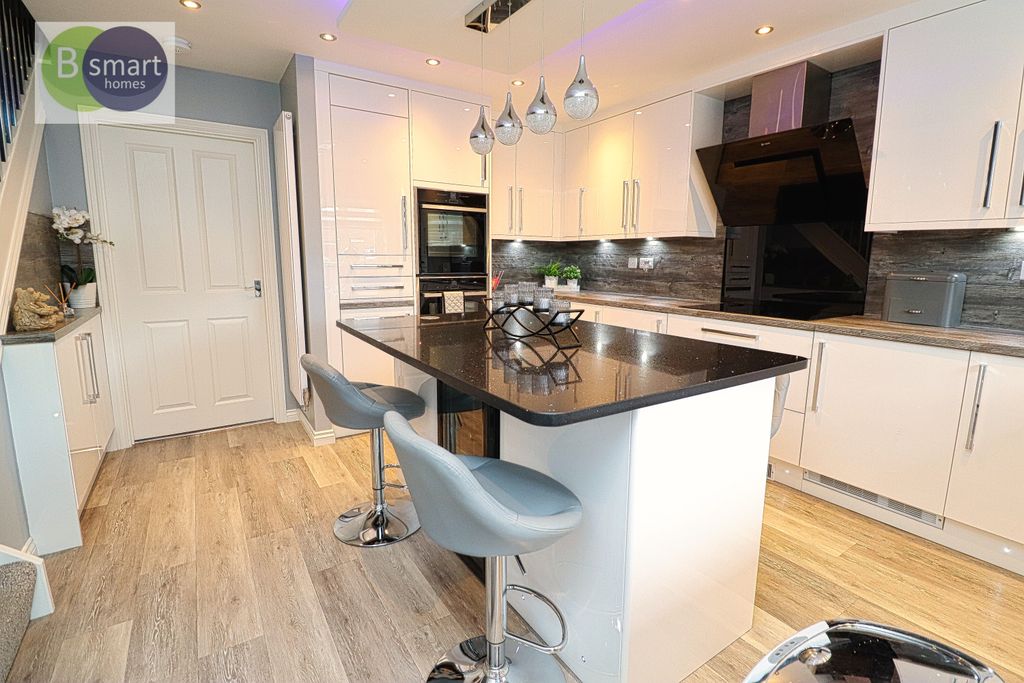 Property photo 2 of 16 Img_4461