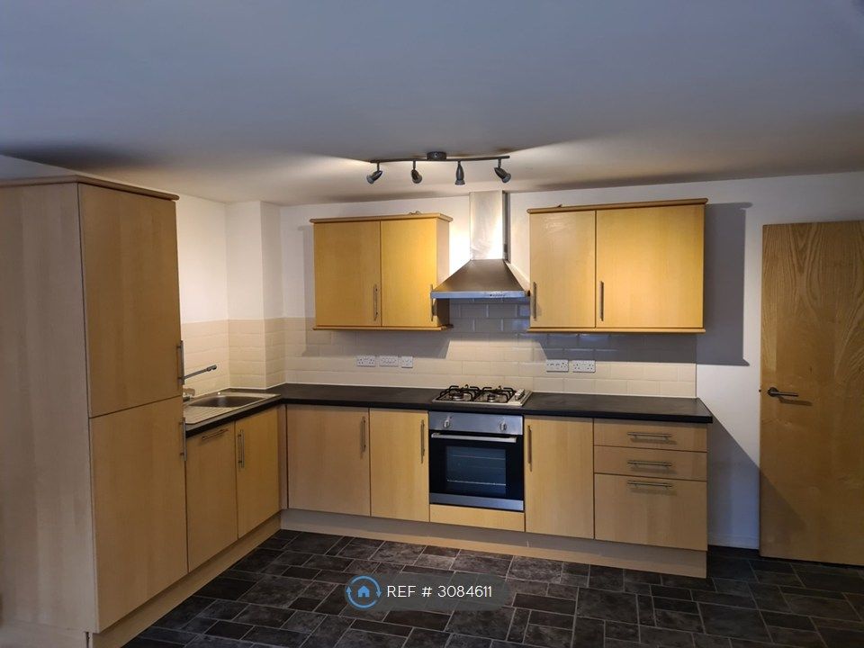 Property photo 2 of 6