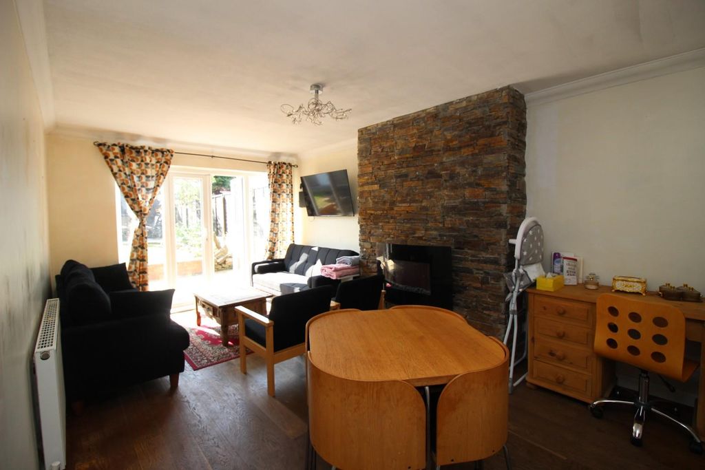 Property photo 3 of 14 Img_8377.Jpg