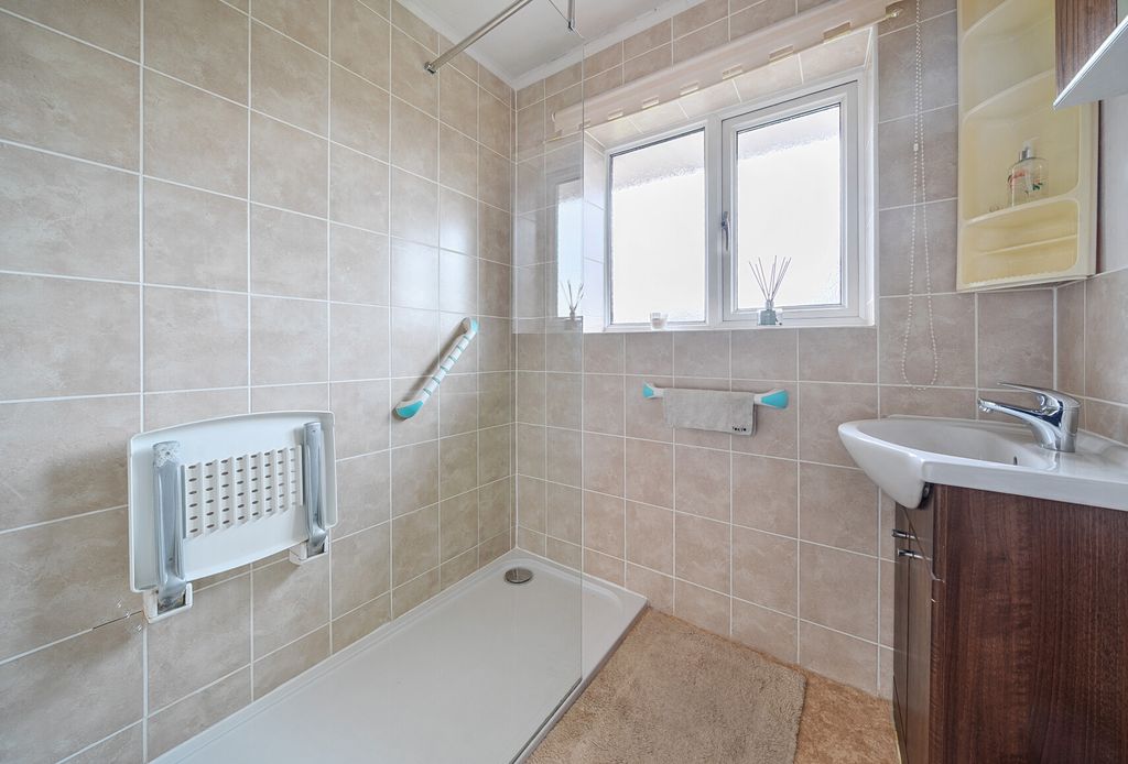 Property photo 2 of 19 1404587-10-6978A7...