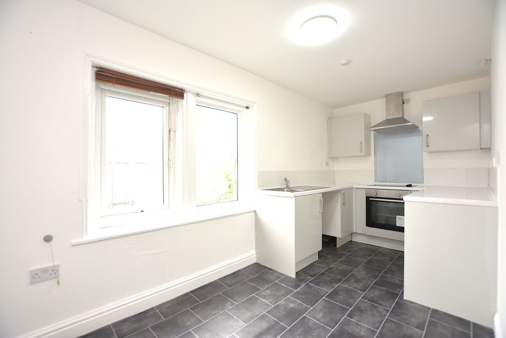 Property photo 2 of 10 Kitchen  Dining Area