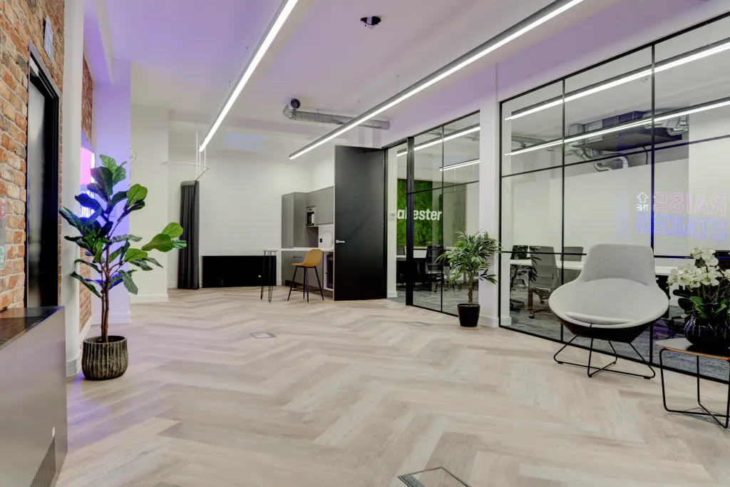 Property photo 3 of 9