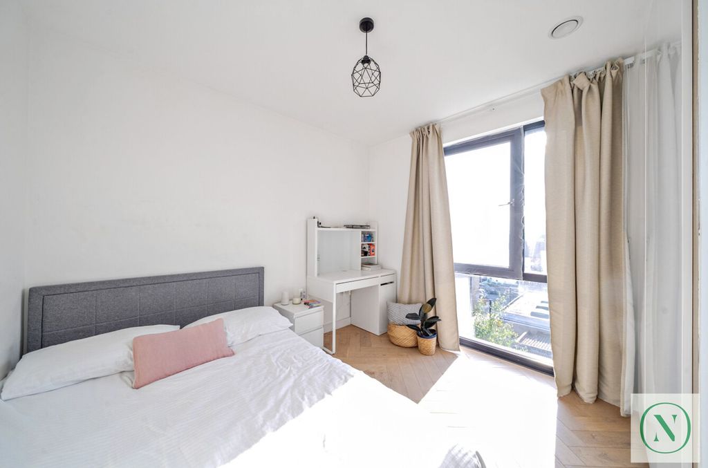Additional image 9 of 3 bed flat for saleBell Foundry Close, Croydon CR0
