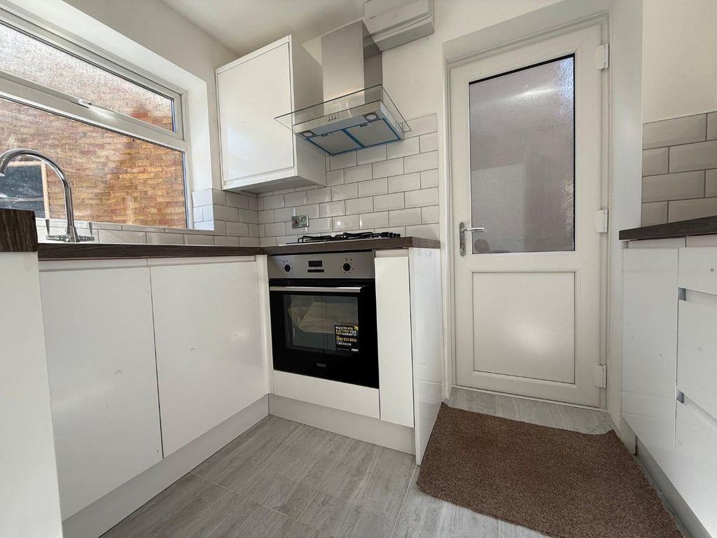 Property photo 3 of 11 11.Jpg