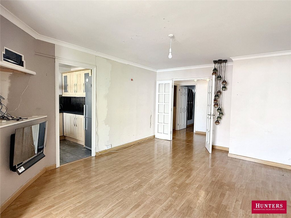 Property photo 3 of 14 Picture No. 08