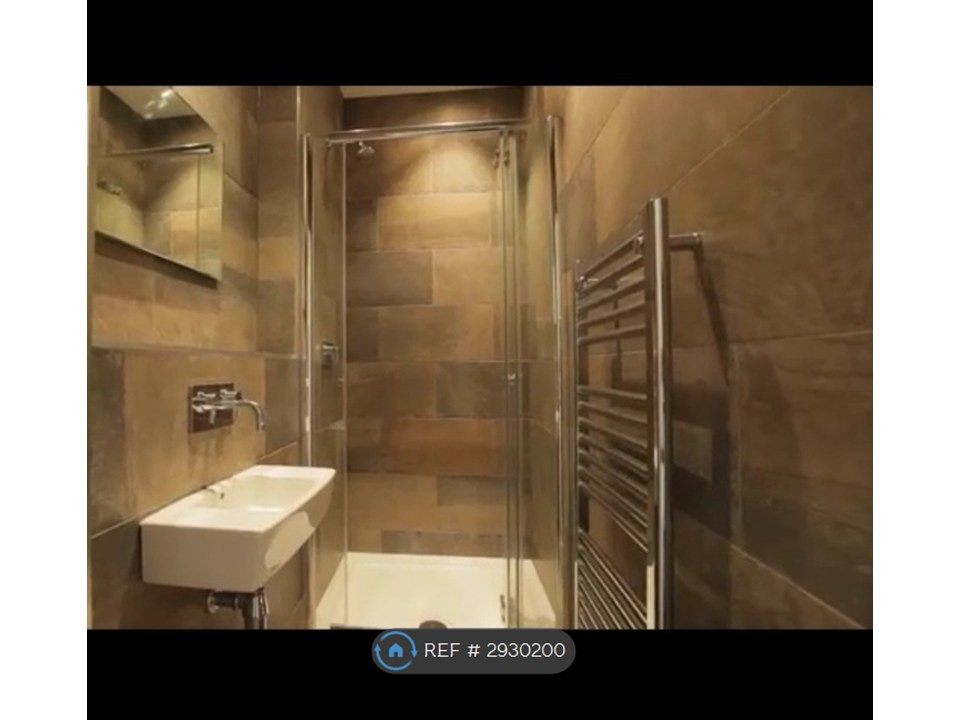 Property photo 1 of 10 Shower Room