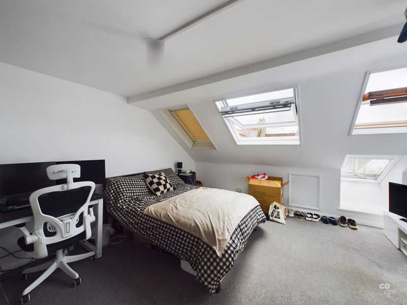 Property photo 1 of 14 Bed 6