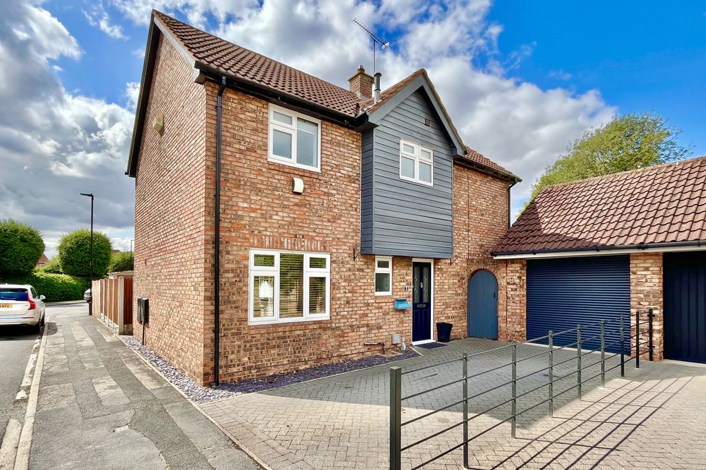 Property photo 1 of 23 1