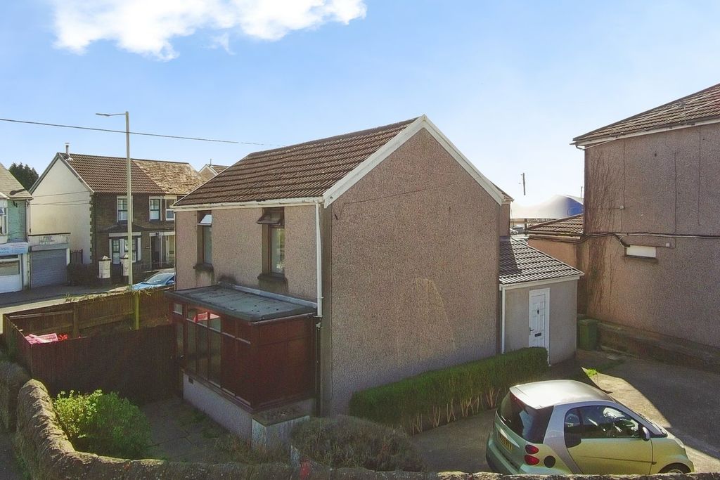 Property photo 1 of 15