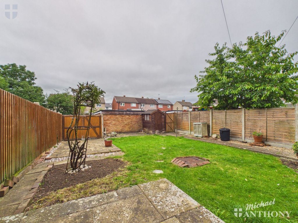 Property photo 3 of 12 Cam03218G0-Pr1067-Still009