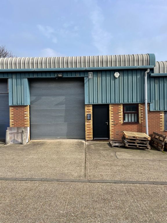 Property photo 1 of 3