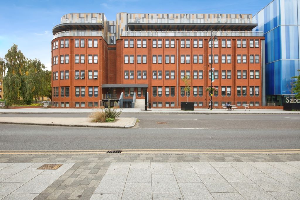 Property photo 1 of 15 Photo