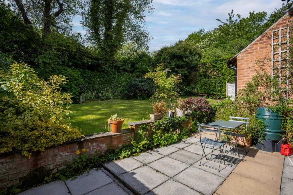 Property photo 2 of 30