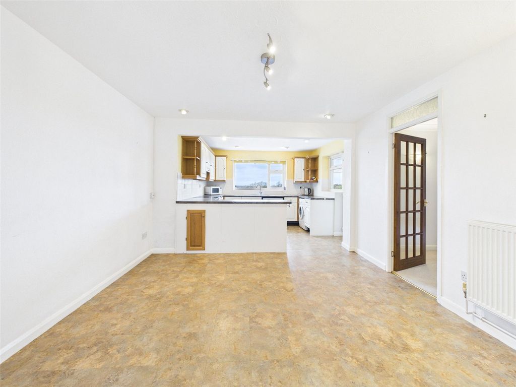 Property photo 3 of 23 Picture No. 69