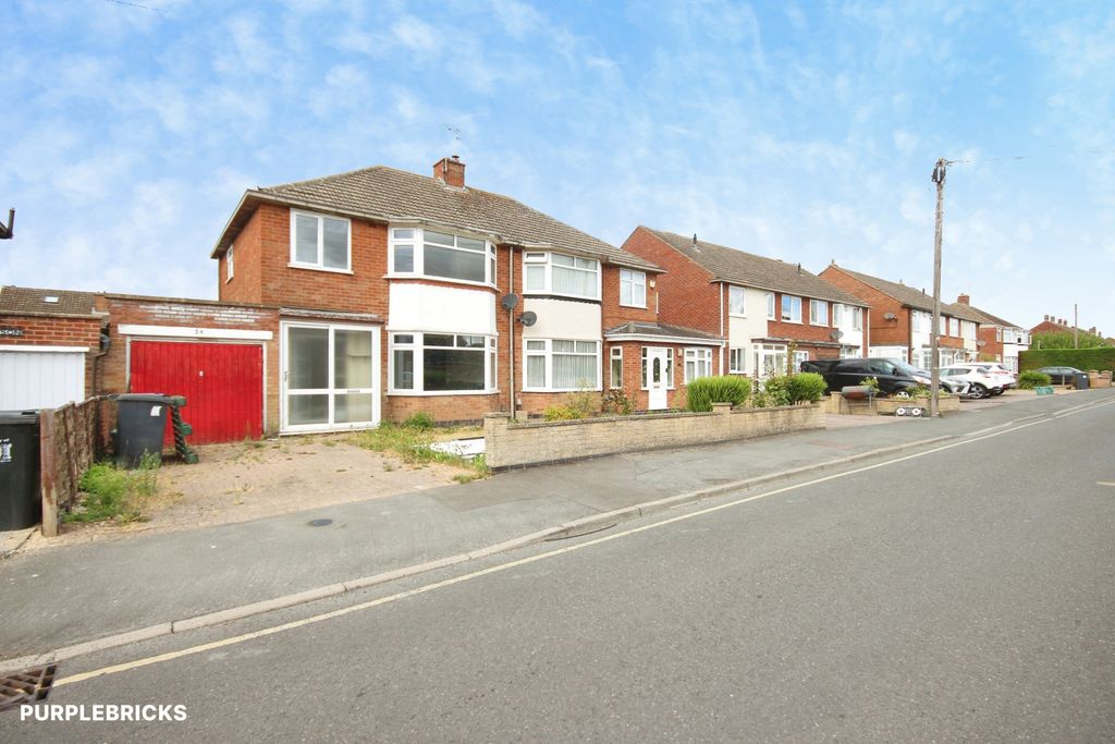 Property photo 2 of 21