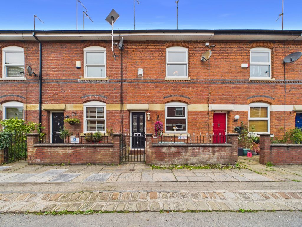 Property photo 1 of 19 Picture No. 01