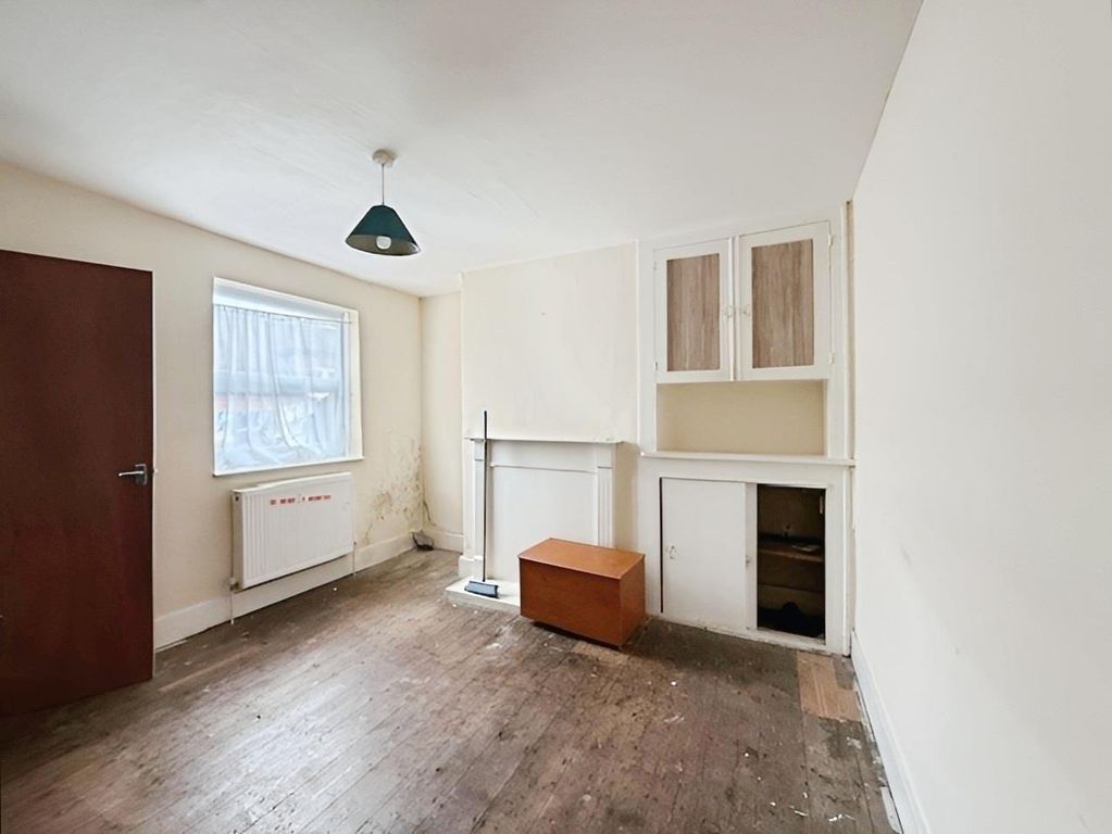 Property photo 3 of 12 89323cc1-Dining 20Room.Jpg