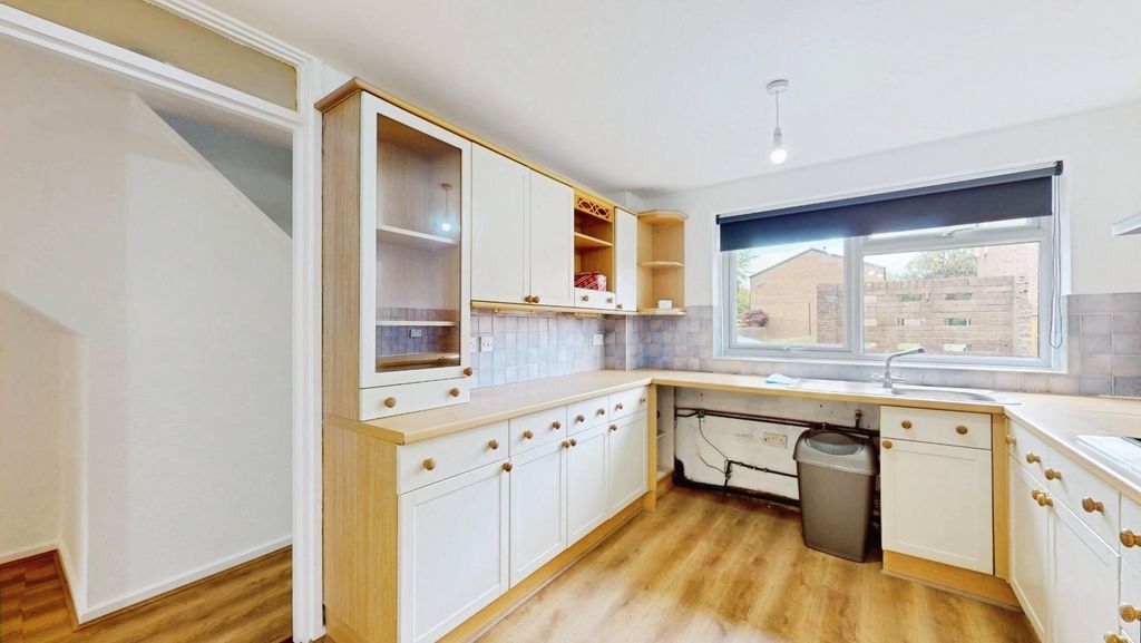 Property photo 2 of 18 Pbox-Img.Jpg