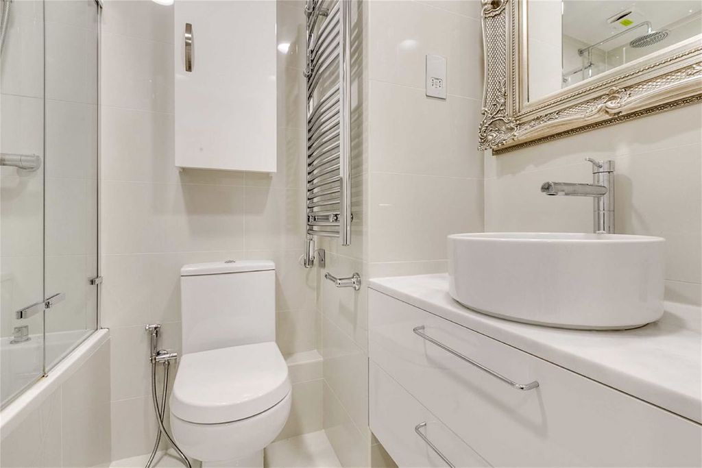 Property photo 1 of 4