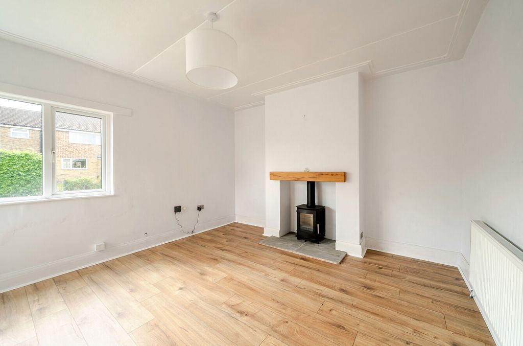 Property photo 2 of 17 1456685-9-69Fb368...