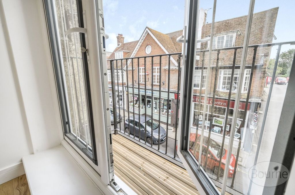 Additional image 14 of 1 bed flat for saleSwan Street, Petersfield, Hampshire GU32
