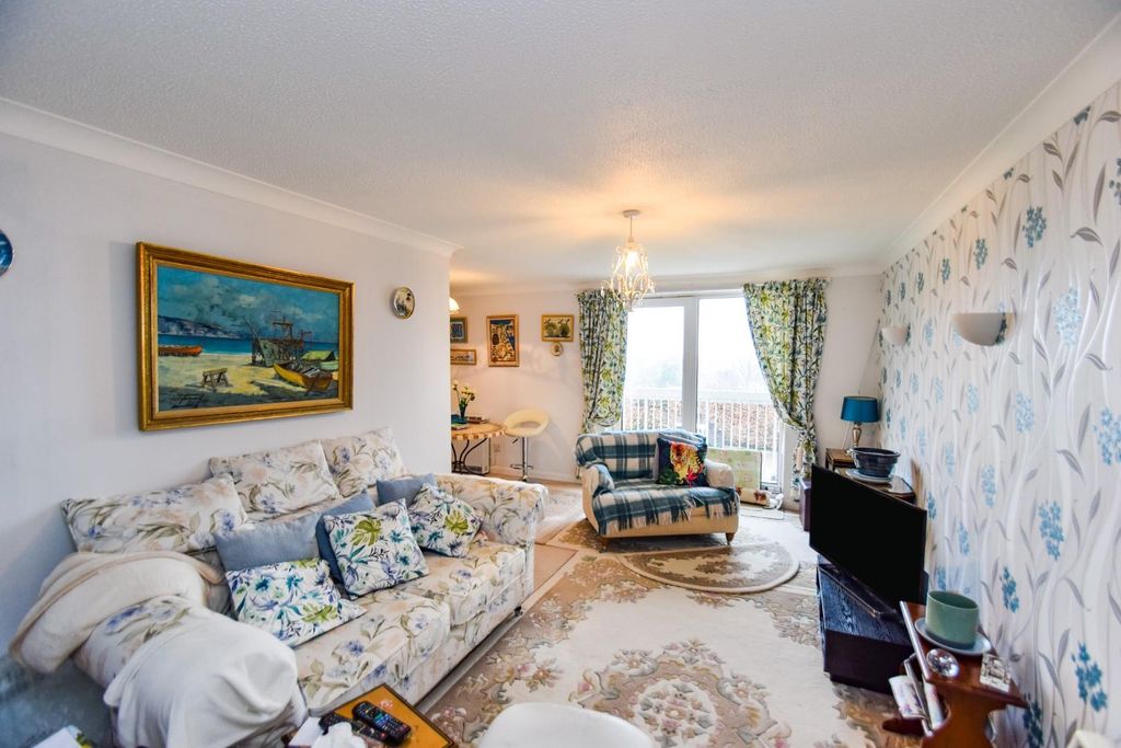 Property photo 2 of 9 1531606_20260126121326.Jpg