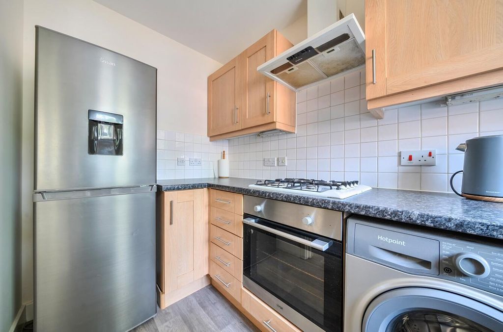 Property photo 2 of 22 1435497-16-69Df8Ece27B79.Jpg