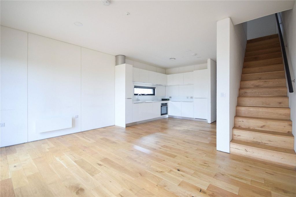 Property photo 3 of 18 Picture No. 19