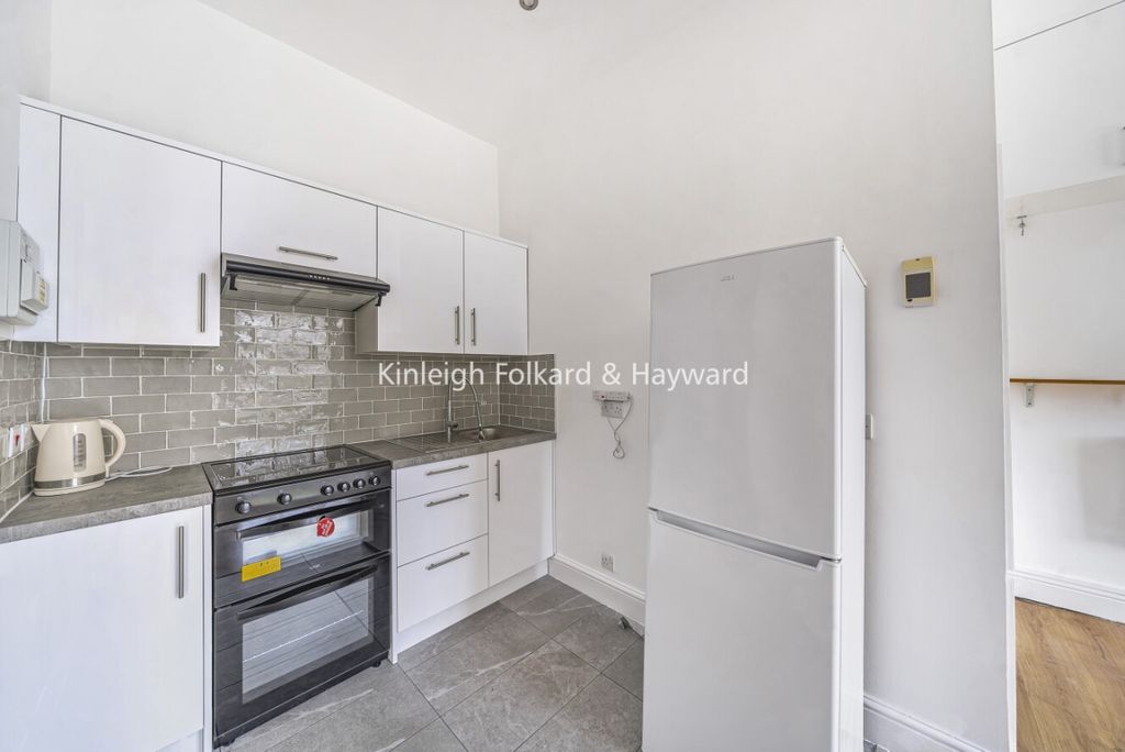Property photo 3 of 4 561A2F8B-Ae71-48B1-9