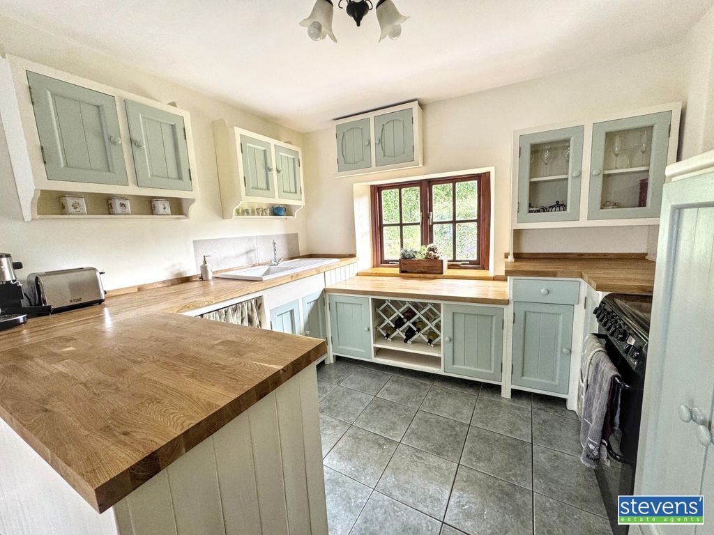 Property photo 3 of 18 Img_1173