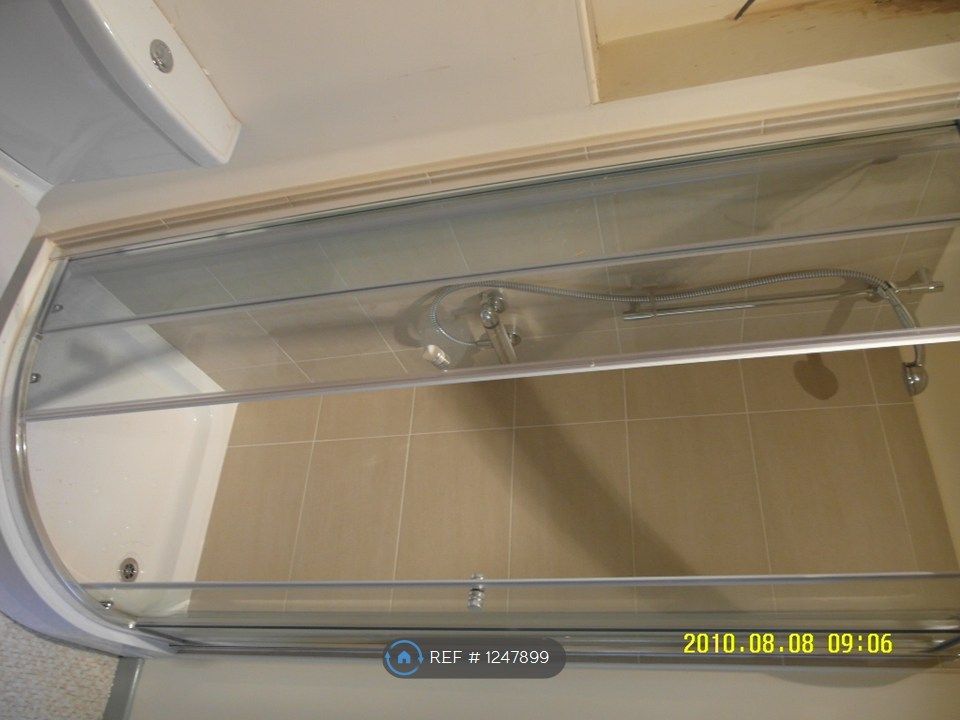 Property photo 3 of 13 Shower