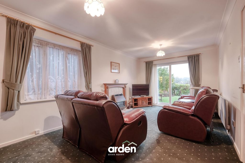 Property photo 2 of 9