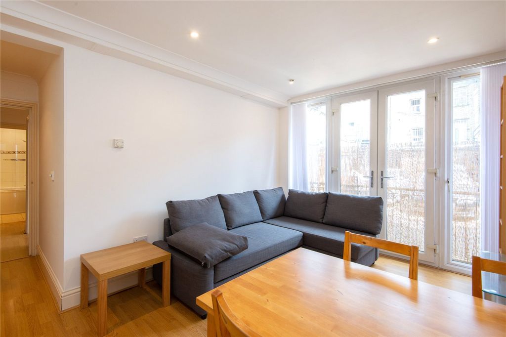 Property photo 2 of 9 Picture No. 08