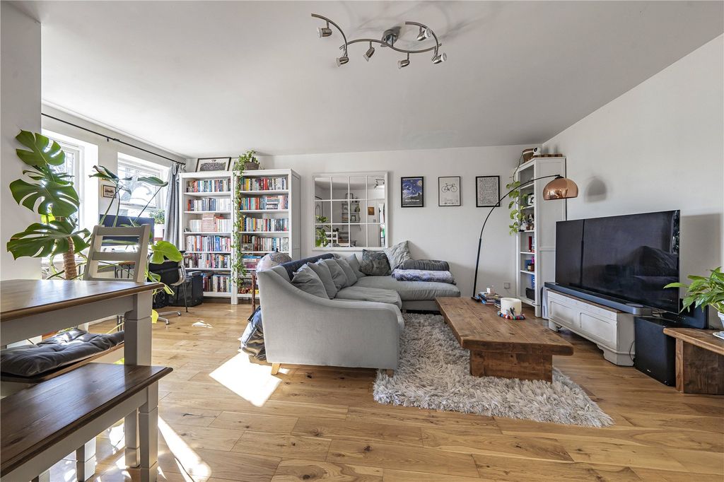 Property photo 3 of 13 Picture No. 09