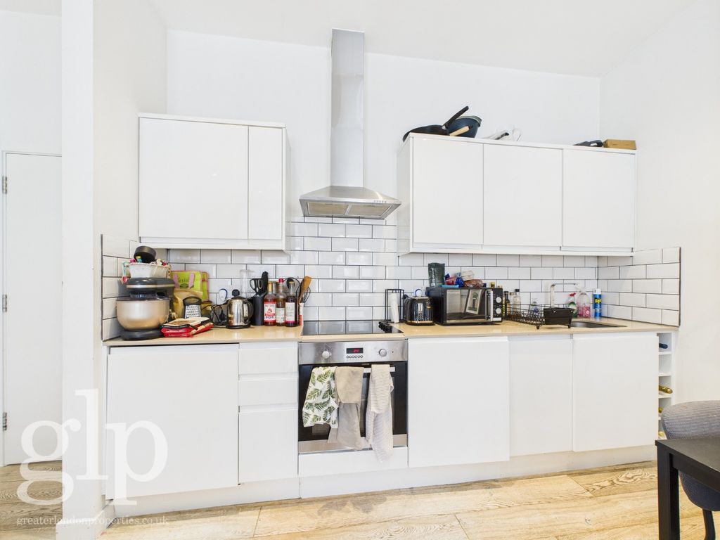 Property photo 2 of 31 970723