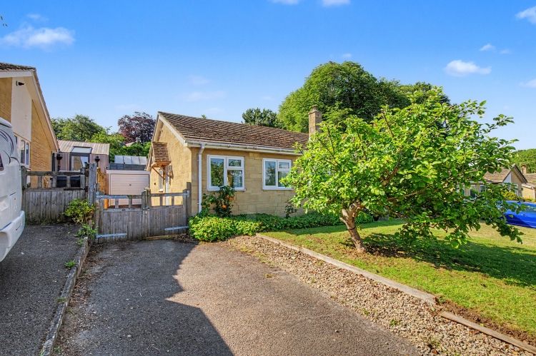 Property photo 1 of 8 331531