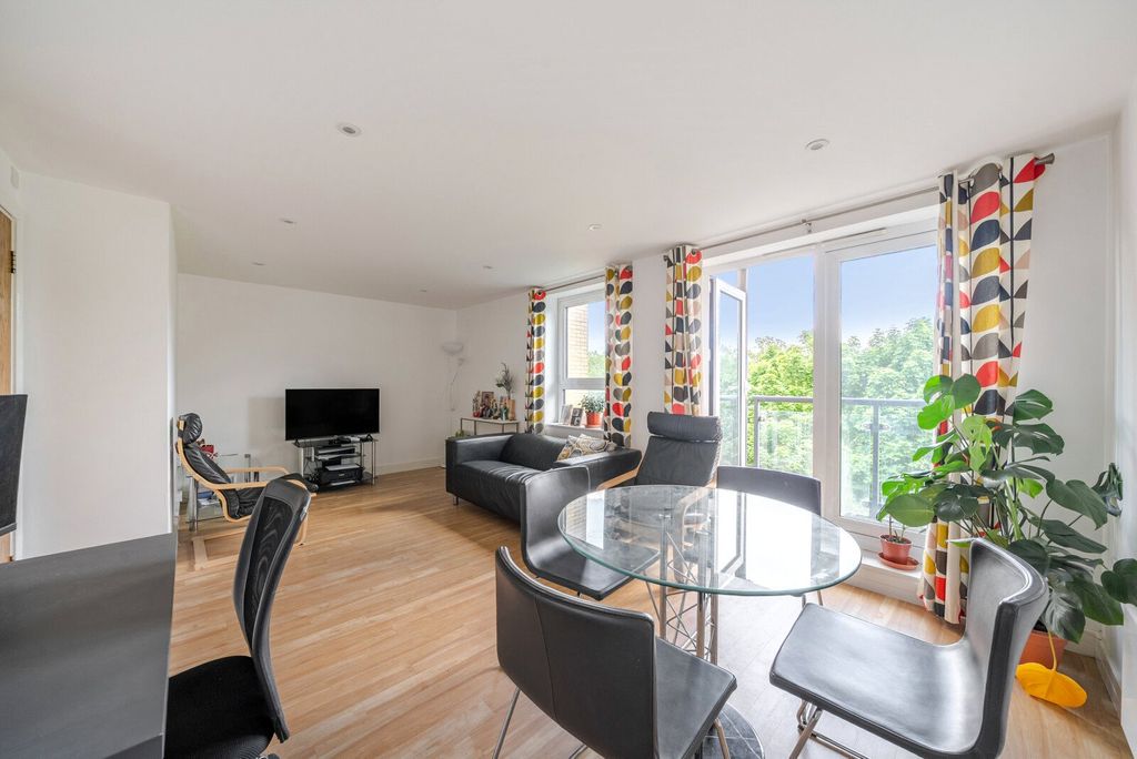 Property photo 2 of 19 1458996-5-6A05d0d...