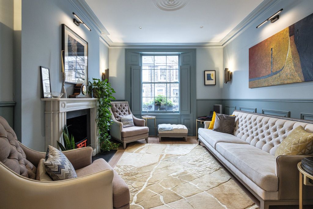 Property photo 2 of 29