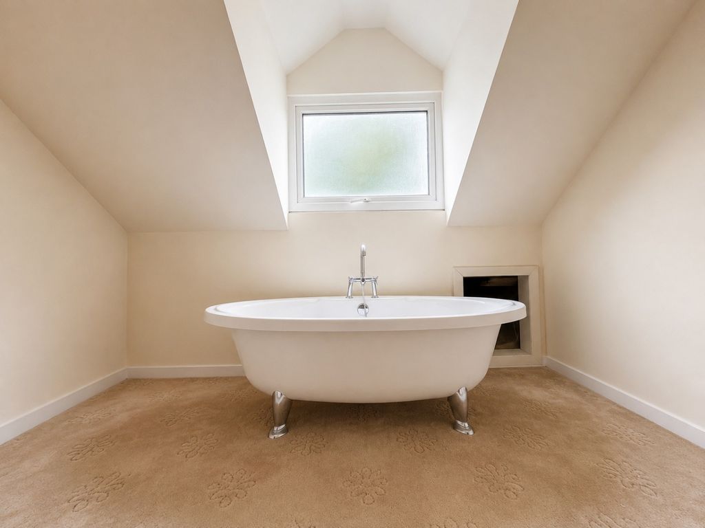 Property photo 2 of 9 5214173