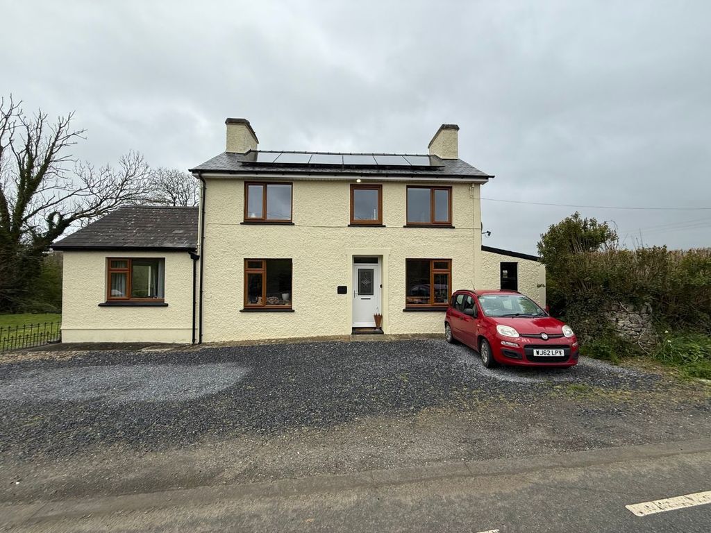 Property photo 2 of 36
