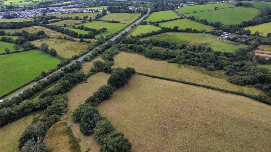 Property photo 3 of 6 Dji_Fly_20250808_140936_269_1754658616089_Photo_Op