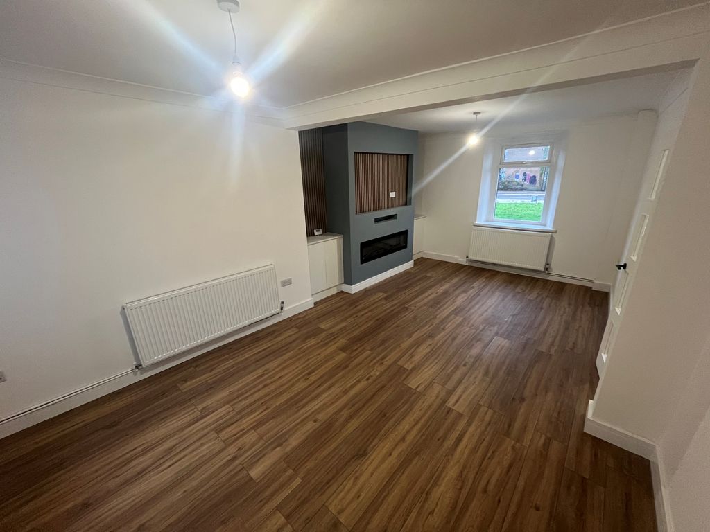 Property photo 3 of 10 Image