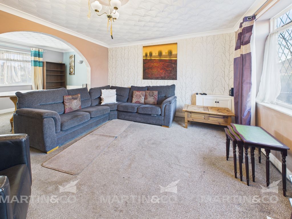 Property photo 2 of 6 Cam02406G0-Pr0542-Still001