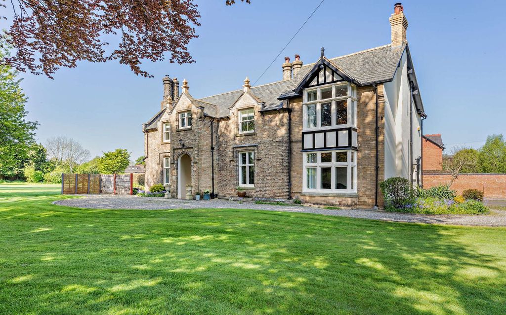 Additional image 30 of 5 bed detached house for saleLlanfechain, Powys SY22