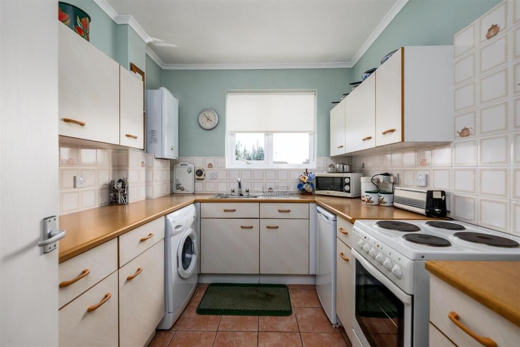 Property photo 2 of 3