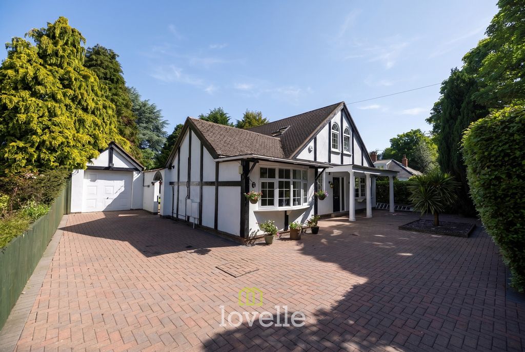 Property photo 1 of 50