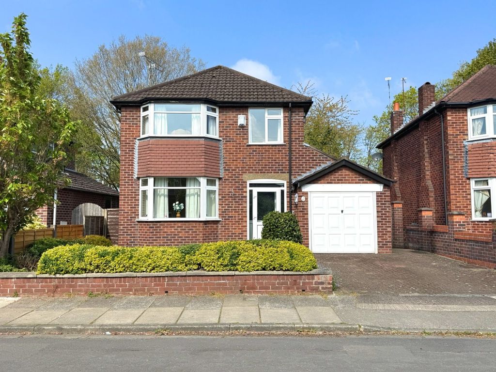 Property photo 1 of 16