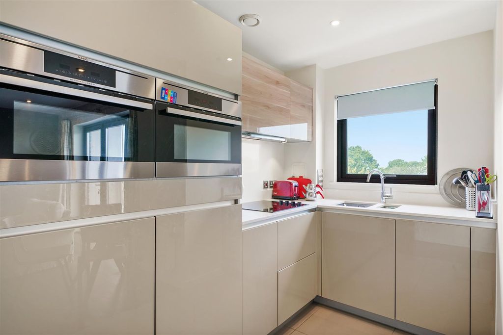 Property photo 3 of 14 53 Williams Way - Zppcuvj91Xo7Xmtgh99W.Jpg