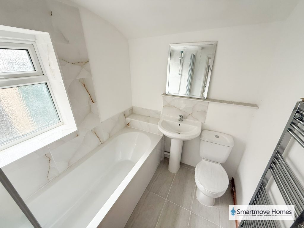 Property photo 3 of 12 Img_4894